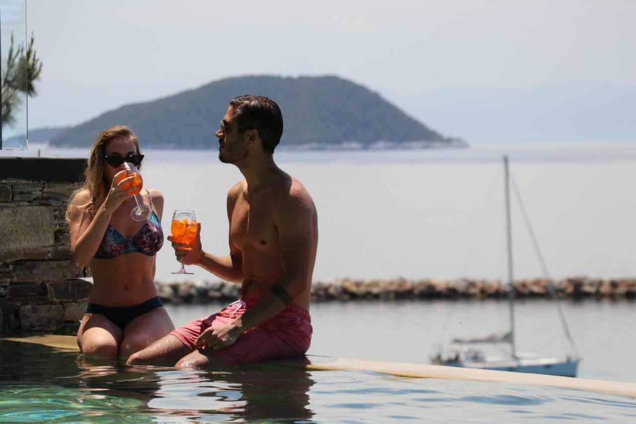 Natura Luxury Boutique Hotel Skopelos Loutraki  Dış mekan fotoğraf