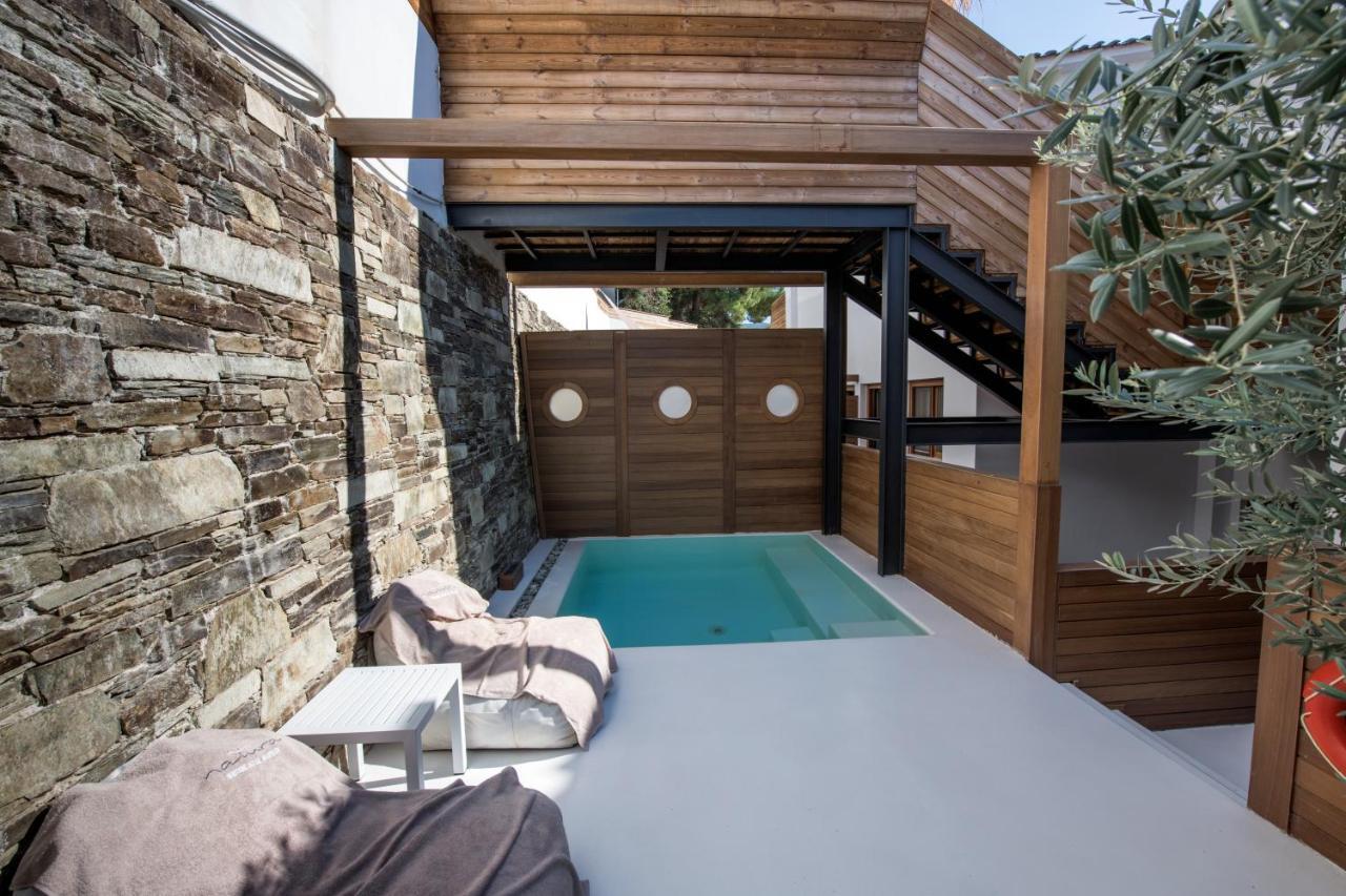 Natura Luxury Boutique Hotel Skopelos Loutraki  Dış mekan fotoğraf